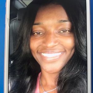 Meet your Posher, Yeanell